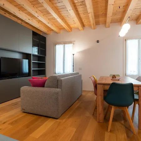 La Casa Di Mimi - The House Of Travelers Como